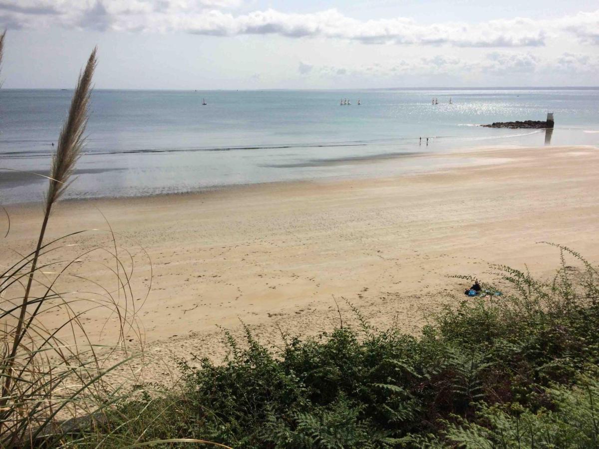 Residence Des 3 Iles, En Plein Centre-Ville, A 5 Min Des Plages, 3 Appartements Neufs Etables-sur-Mer Exterior photo